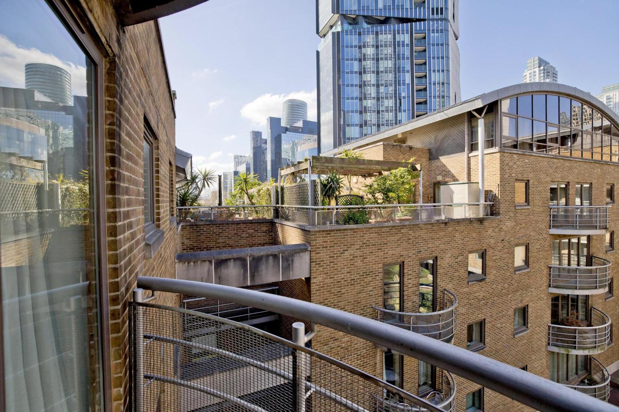 Imperial Meridian Place Apartment London Exterior photo